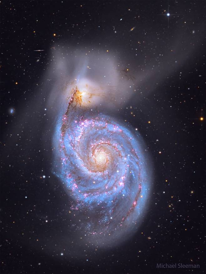 M51 소용돌이 은하./Michael Sleeman/NASA