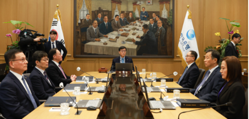 이창용 한국은행 총재가 15일 서울 중구 한국은행에서 금융통화위원회 통화정책방향 회의를 주재하고 있다. (사진=한은 제공)
