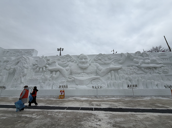 화천 산천어축제 대형 눈조각 작품 / 사진= 문서연 여행+ 기자