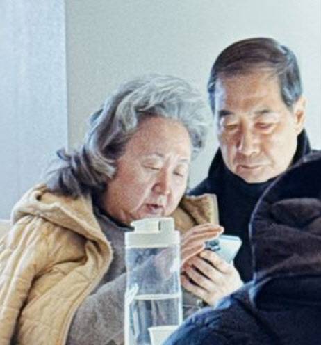 최항 작가 페이스북 갈무리