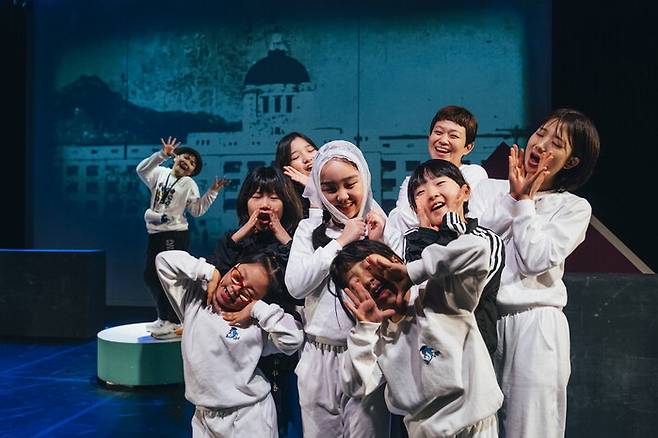 '이상한어린이연극-오감도'의 2025년 공연 장면. 아이들이 직접 공연 제작에 참여한 것이 특징이다. 종로구