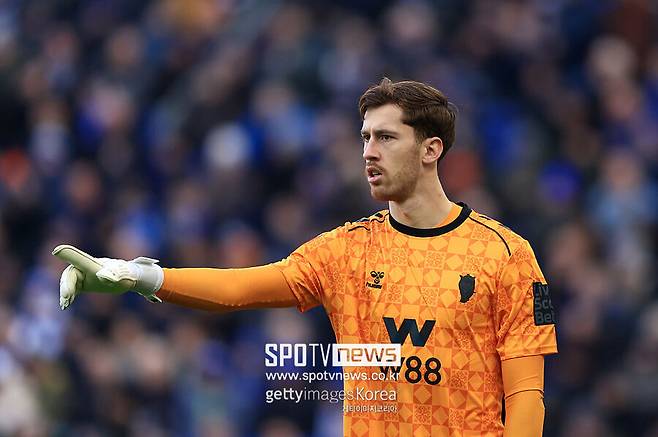 ▲ 네덜란드 국가대표인 23세의 뢰프스는 올 시즌 프리미어 리그에서 7번의 클린시트를 기록했으며, 번리의 마틴 두브라브카만이 그보다 더 많은 클린시트를 기록했다.