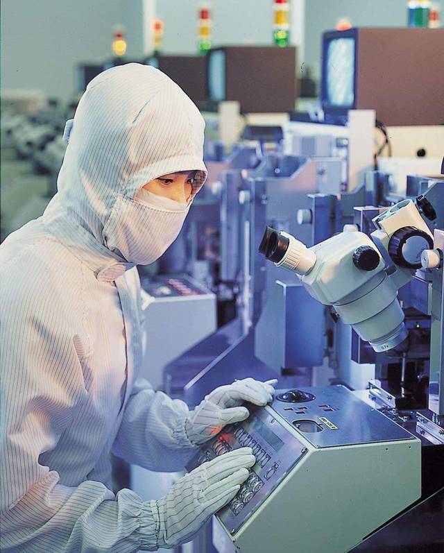 반도체 공정 모습. 구미시 제공