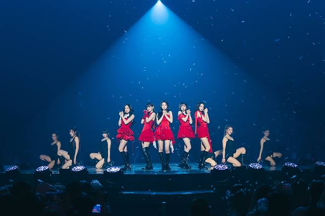 걸그룹 프로미스나인이 월드투어 ‘Now Tomorrow’의 서울 앙코르 공연을 개최했다. 어센드엔터테인먼트