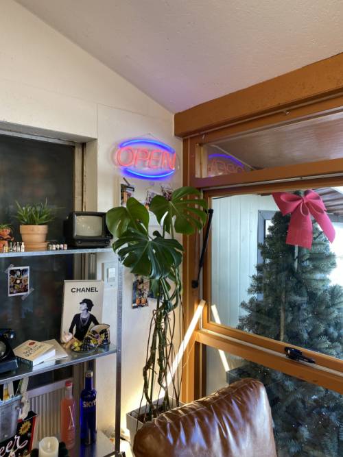 진광상회카페 내부 곳곳에 놓인 소품들