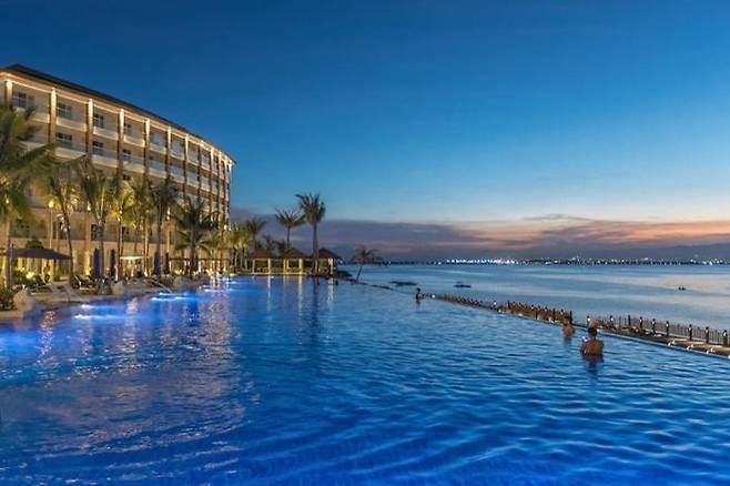 필리핀 세부 두짓타니 막탄 세부 리조트 / 사진 = 필리핀 관광청