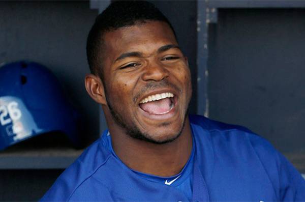 호방하게 웃는 푸이그(사진=mlb.com)