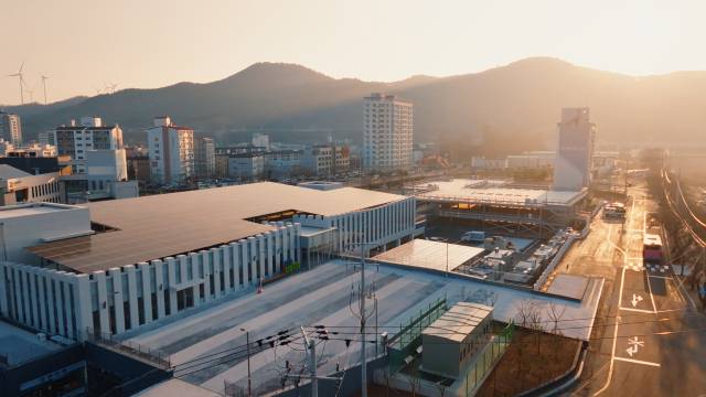 9일 재개장한 영덕시장 전경. 경북도 제공