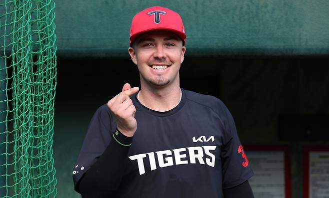 KIA 아시아쿼터 제리드 데일은 2026시즌 팀의 1번타자이자 내야사령관으로 많은 기대를 받고 있다. 사진제공|KIA 타이거즈