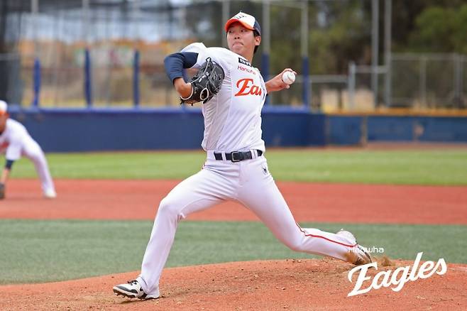 ▲ 비시즌 동안 증량과 구종 추가를 통해 경기력을 끌어올려 큰 기대를 모으는 좌완 황준서 ⓒ한화이글스