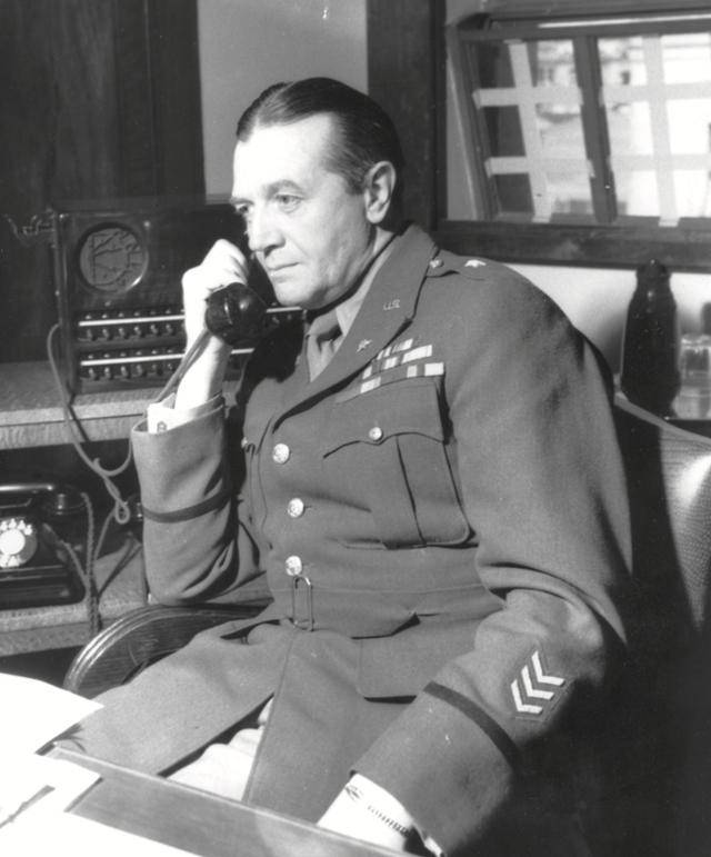 맥아더 사령부의 정보참모였던 찰스 윌로비. 미국립문서기록관리청