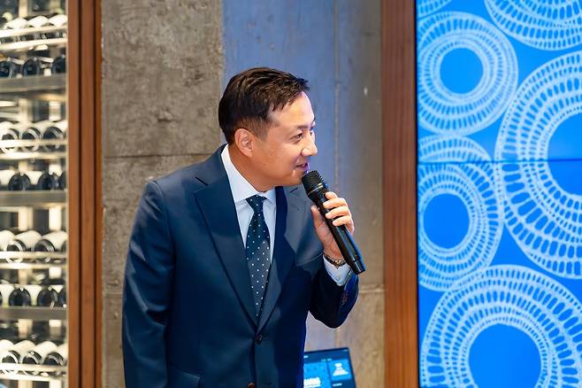 한국과 북마리아나 제도간 문화관광 교류를 이끌고 있는 마리아나관광청 한국사무소 김용남 대표