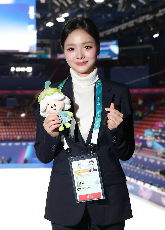 JTBC 피겨 해설위원으로 큰 관심을 받는 임은수는 포스트 김연아’로 통했지만, 석연찮은 사고 여파로 날개를 접었다. 김종호 기자