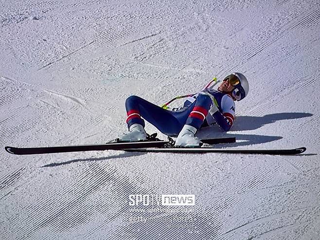 린지 본은 본은 지난 9일 이탈리아 코르티나 담페초에서 열린 여자 활강 경기 도중 크게 넘어지며 왼쪽 다리를 심하게 다쳤다. 사고 직후 헬기로 병원으로 이송됐고, 현재 이탈리아 트레비소 병원에서 치료를 받고 있다.