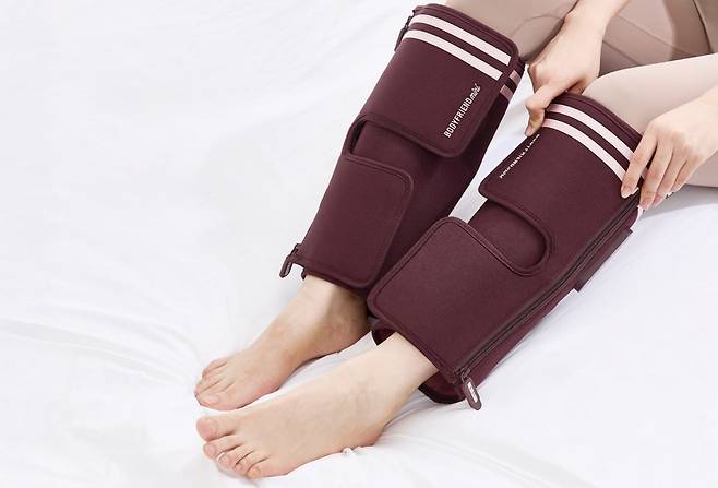 바디프랜드 '미니 종아리 마사지기'. /제공=바디프랜드