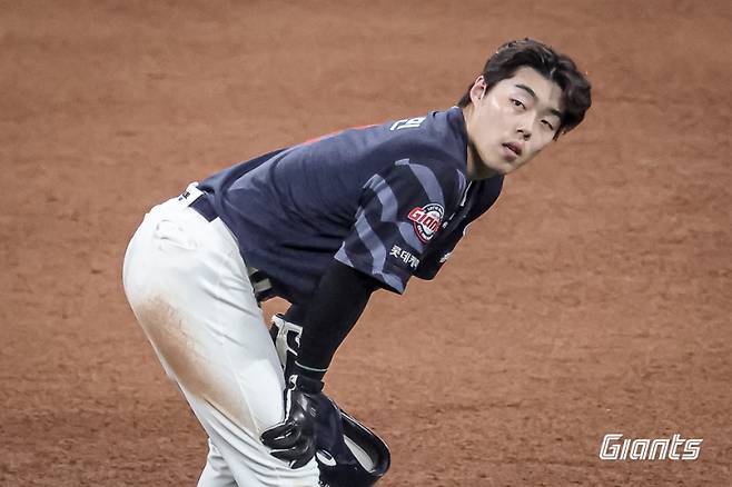 고승민
