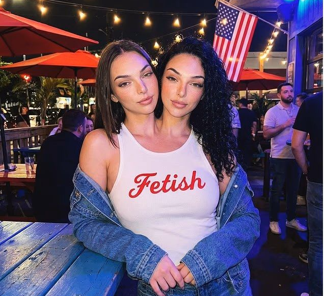 AI 생성 샴쌍둥이. 인스타그램