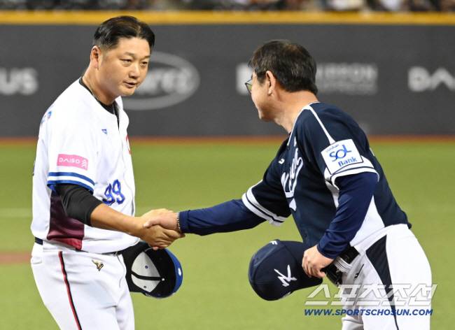 ◇대만의 프리미어12 우승을 이끈 쩡하오주 감독은 젊은 나이에도 탁월한 리더십을 가진 지도자로 평가된다. 스포츠조선DB