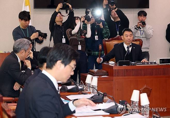 ▲20일 국회 법사위 법안심사소위의 모습 (사진=연합뉴스)