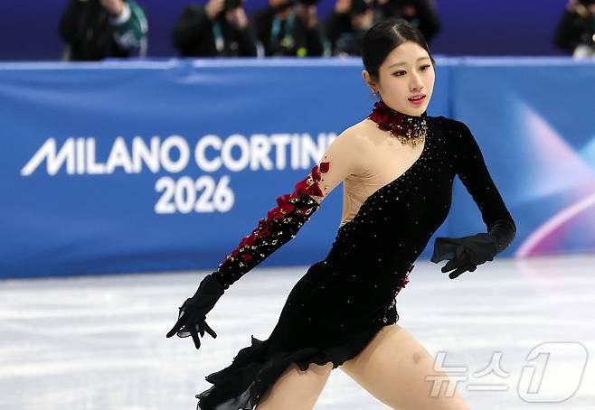 피겨 이해인이 19일(현지시간) 이탈리아 밀라노 아이스스케이팅 아레나에서 열린 2026 밀라노·코르티나담페초 동계올림픽 피겨 스케이팅 여자 싱글 프리 스케이팅에서 연기를 펼치고 있다. 2026.2.20 ⓒ 뉴스1 김진환 기자