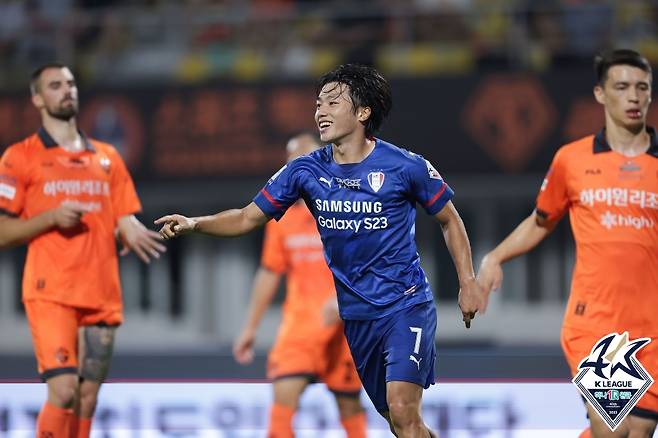 수원 삼성 시절이던 지난 2023시즌 고승범. /사진=한국프로축구연맹 제공