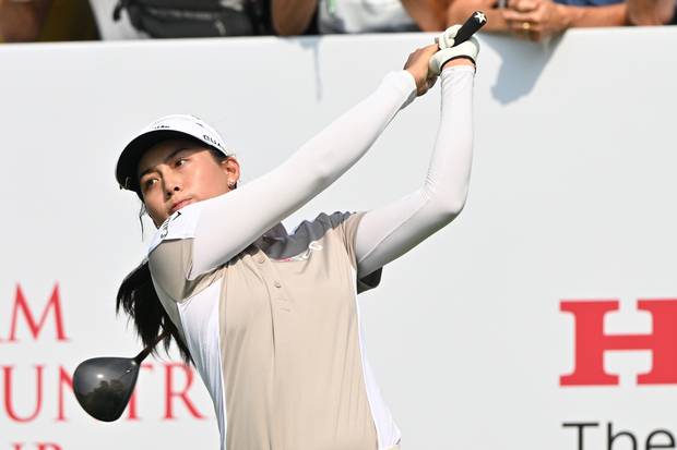 티샷을 하고 있는 지노 티띠꾼. 사진 제공=AP연합뉴스