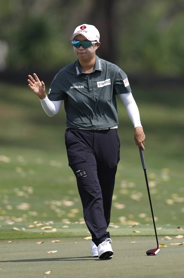 갤러리에게 인사하고 있는 김효주. 사진 제공=EPA연합뉴스