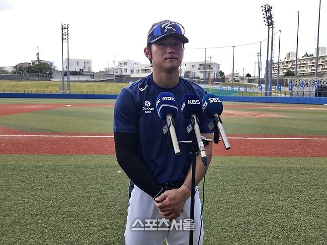 2026 WBC 대표팀 김도영이 16일 일본 오키나와 가데나 구장에서 훈련을 마친 후 인터뷰에 응했다. 오키나와 | 김동영 기자 raining99@sportsseoul.com