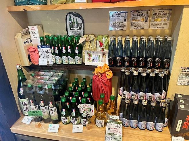 전통적인 니혼슈부터 현대적인 감각의 매실주까지, 양조장의 고민이 담긴 결과물들