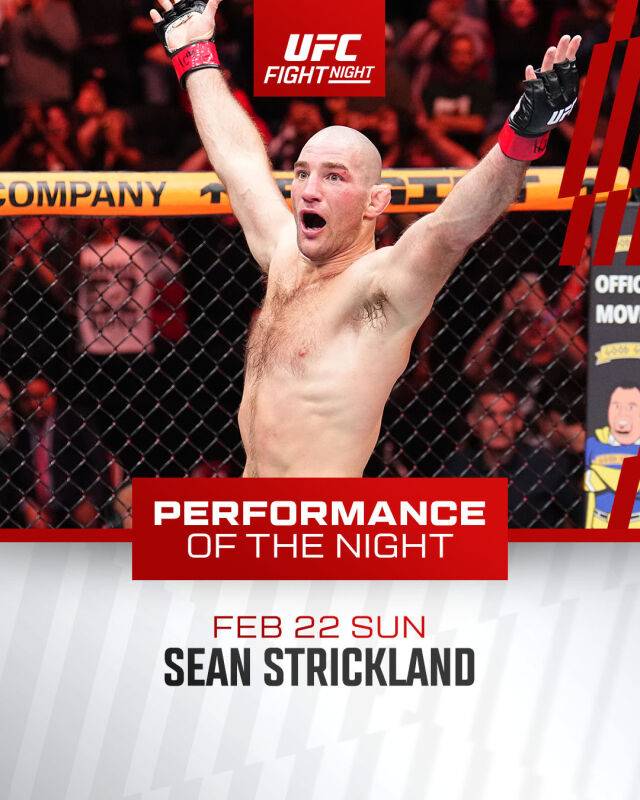퍼포먼스 오브 나이트 보너스를 받은 스트릭랜드. /UFC 제공