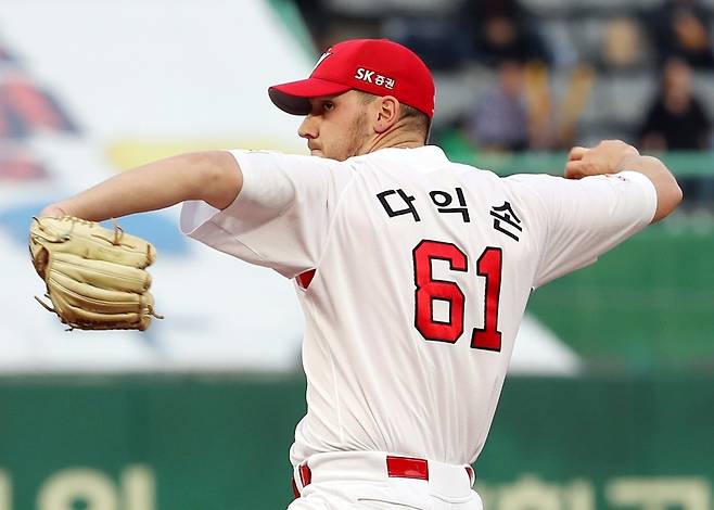 ▲ 다익손은 2020년부터 대만프로야구 퉁이에서 뛰며 좋은 활약을 했고, 대만에서는 역대급 외국인 선수로 거듭났다 ⓒSK 와이번스