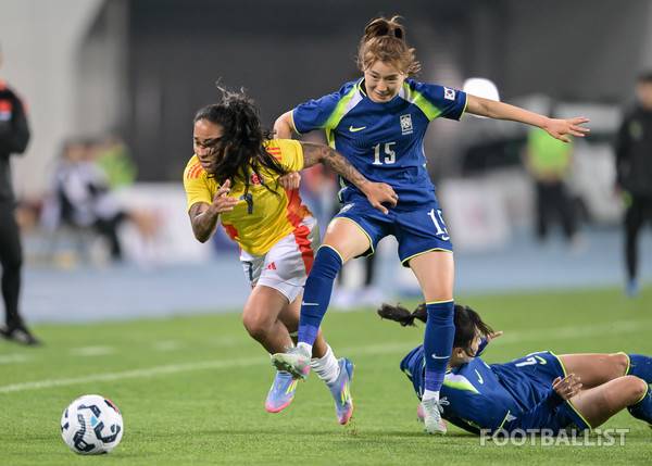 강채림(가운데). 서형권 기자