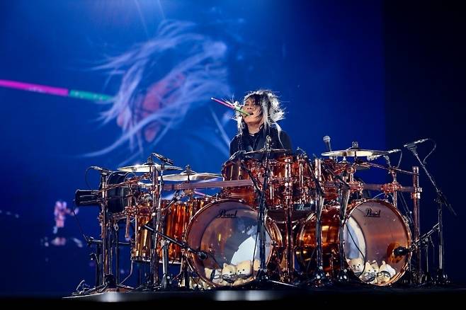 일본의 전설적인 록밴드 ‘루나시(LUNA SEA)’의 드러머 신야가 17일 대장암과 뇌종양 투병 중 향년 56세로 별세했다. 자료 : 루나시 공식 엑스