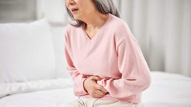 증상에 따라 소화제 선택 및 복용법에도 차이가 있다|출처: 클립아트코리아