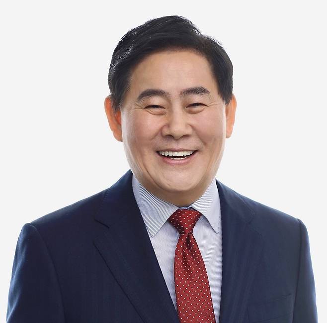 경북도지사 선거 출마 예정인 최경환 전 경제부총리. /최경환 예비후보 선거사무실 제공