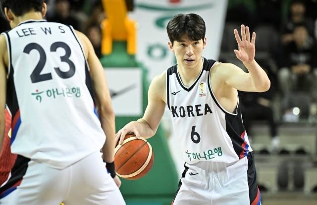 이정현은 이현중과 함께 대한민국의 쌍포 역할을 해내야 한다. 사진=대한민국농구협회 제공