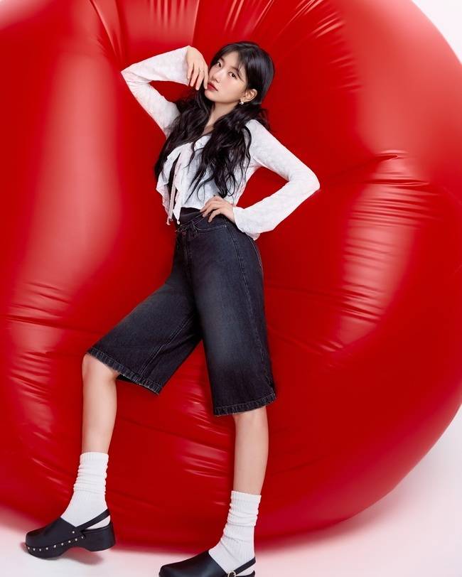 게스(GEUSS) 제공