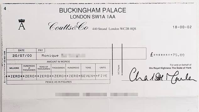 버킹엄궁 쿠츠(Coutts) 계좌에서 마사지 비용 75파운드가 지급된 것으로 알려진 수표. 데일리메일