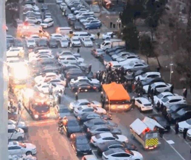 24일 은마아파트 화재 당시 출동 모습/ JTBC 방송화면