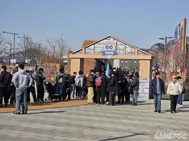 입구부터 가득 메운 방문객들. (사진= 문원빈 기자)