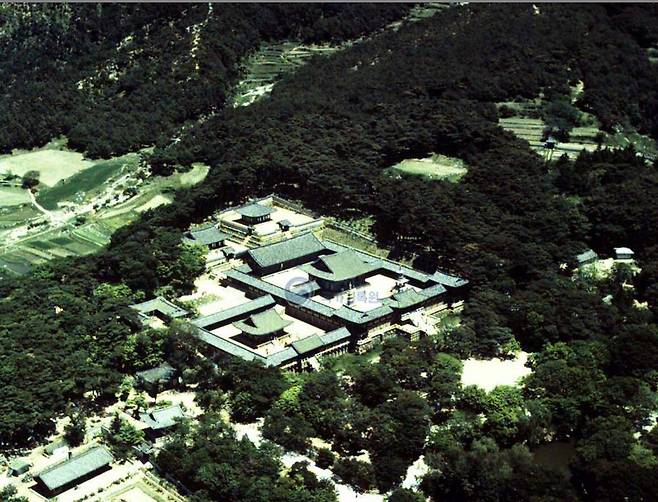 1974년 경주 불국사 전경. 사진 국가기록원