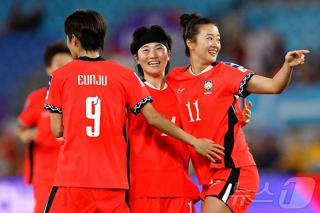 한국 여자축구대표팀이 2일 호주 골드코스트에서 열린 2026 아시아축구연맹(AFC) 여자 아시안컵 조별리그 A조 1차전에서 이란을 3-0으로 제압했다. ⓒ AFP=뉴스1