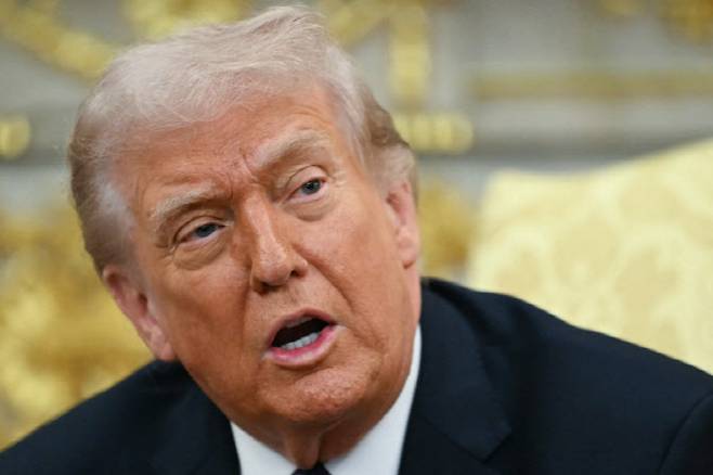 3일(현지시간) 워싱턴 D.C. 백악관 오벌 오피스에서 도널드 트럼프 미국 대통령이 프리드리히 메르츠 독일 총리와 회담 중 발언하고 있다. (사진=AFP)