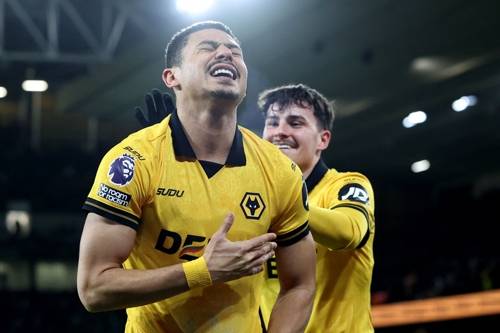FBL-ENG-PR-WOLVES-LIVERPOOL