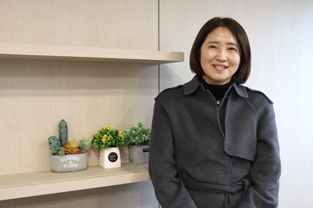 서울경제신문과 인터뷰 중인 김유경 배냇 대표. 김수호 기자