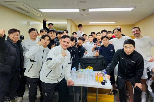 사진 SK호크스 선수들, 사진 제공=SK호크스