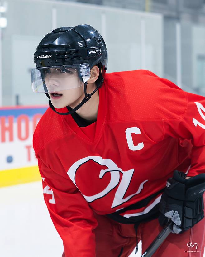 문상민, 이영지 'ROBOT' 뮤비 출연도 화제