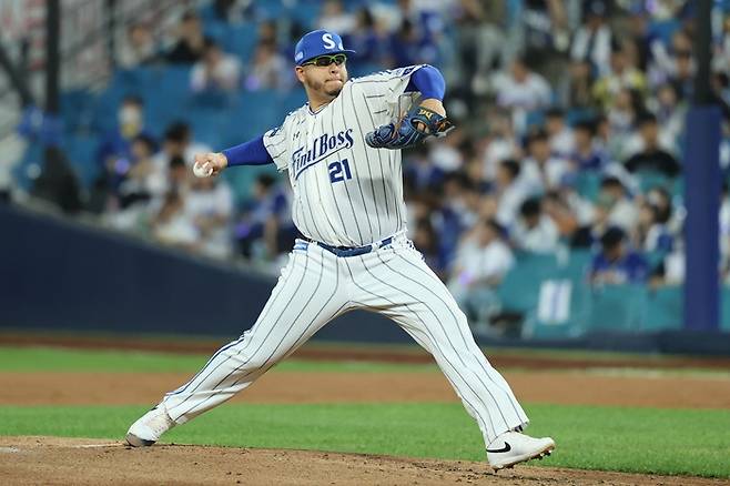 30일 오후 6시30분 대구 삼성라이온즈파크에서 열린 2025 신한 SOL 뱅크 KBO리그 삼성 라이온즈와 KIA 타이거즈 후라도가 호투 중이다. <삼성 라이온즈 제공>