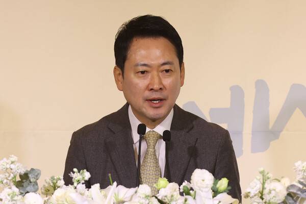 국민의힘 장동혁 대표가 10일 서울 여의도 한국노총에서 열린 한국노총 창립 80주년 기념식에서 축사하고 있다. 2026.3.10. 연합뉴스