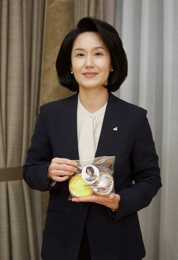 ▲ 지난 8일 종영한 tvN 토일드라마 '언더커버 미쓰홍'에서 한민증권 비서실장 송주란 역할로 강렬한 인상을 남긴 박미현. 제공|새벽엔터테인먼트